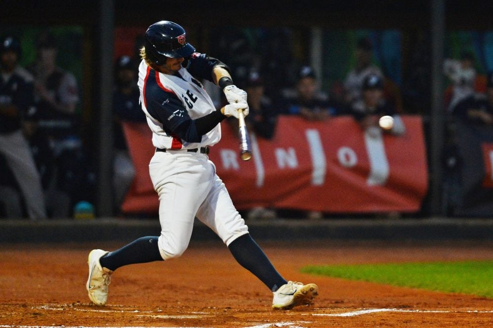 Martin Červenka hitting a home run in the 2026 Czech Extraliga season for Kotlářka Praha