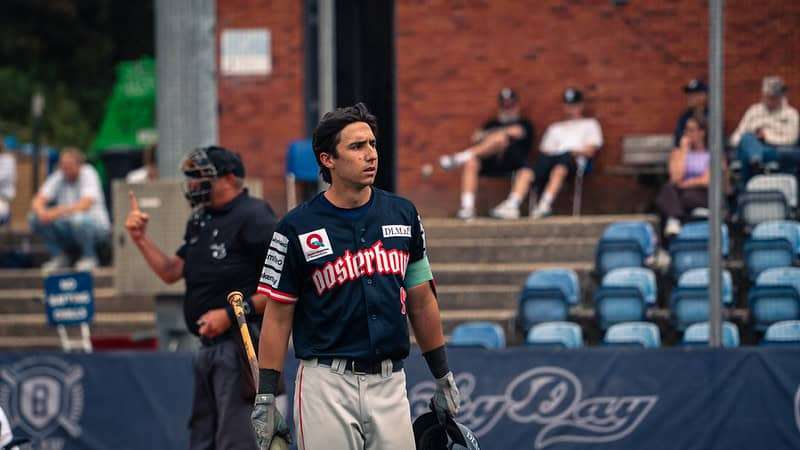 Oosterhout Twins player during the 2026 Honkbal Hoofdklasse playoff series against Amsterdam Pirates.