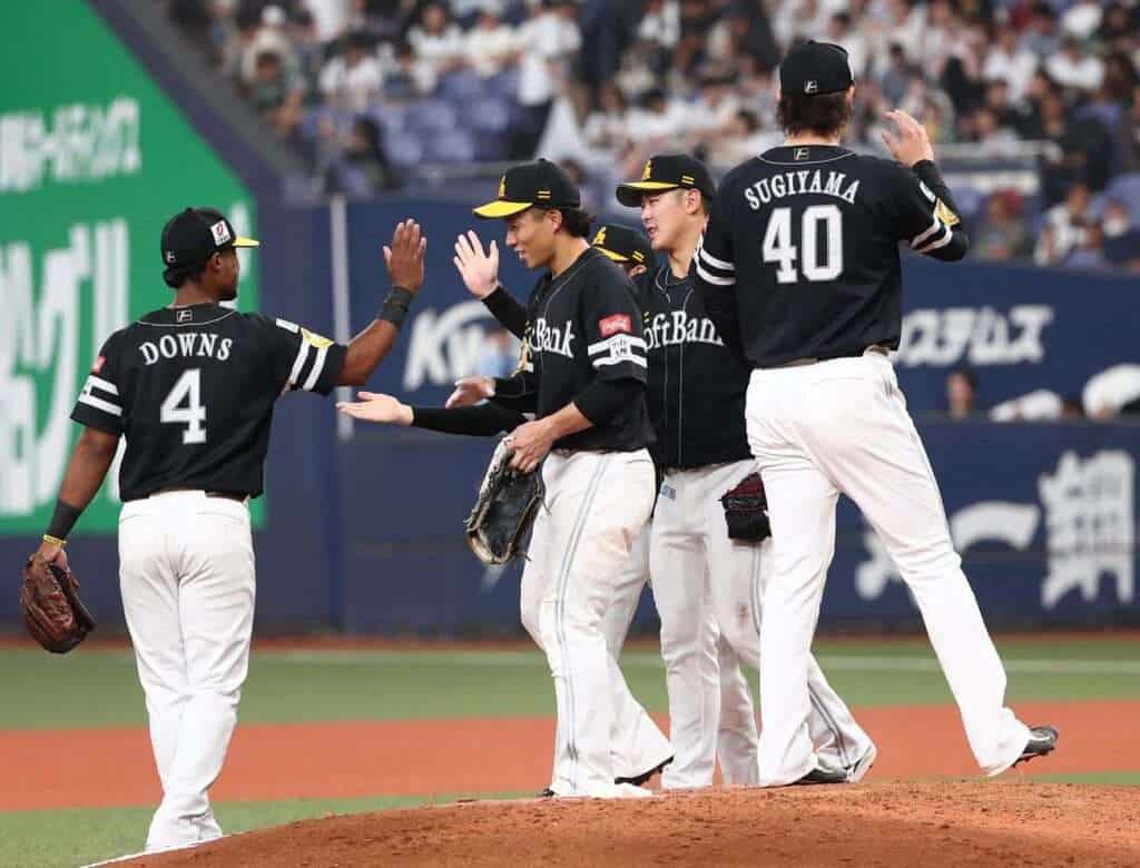 Fukuoka SoftBank Hawks players celebrate at Kyocera Dome