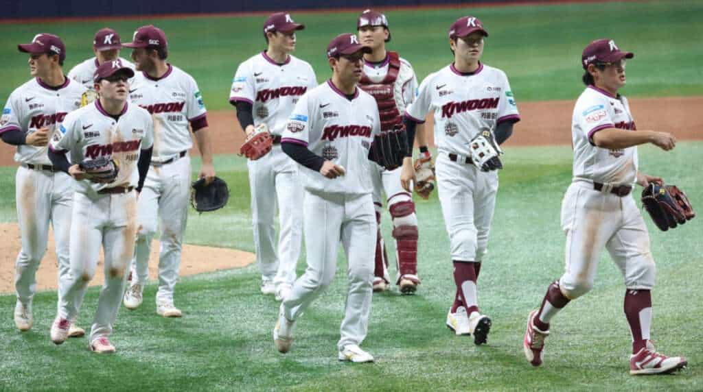 Kiwoom Heroes players celebrate a KBO victory at Gocheok Sky Dome during the 2026 season