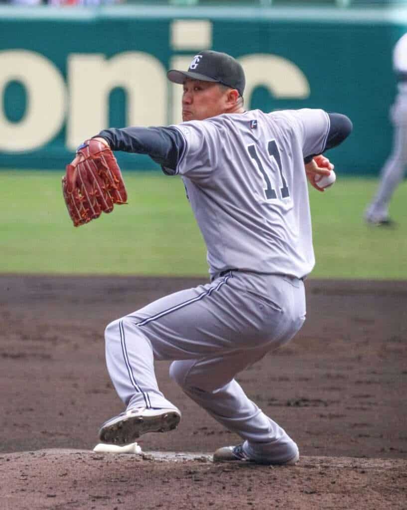 Masahiro Tanaka pitching for the Yomiuri Giants