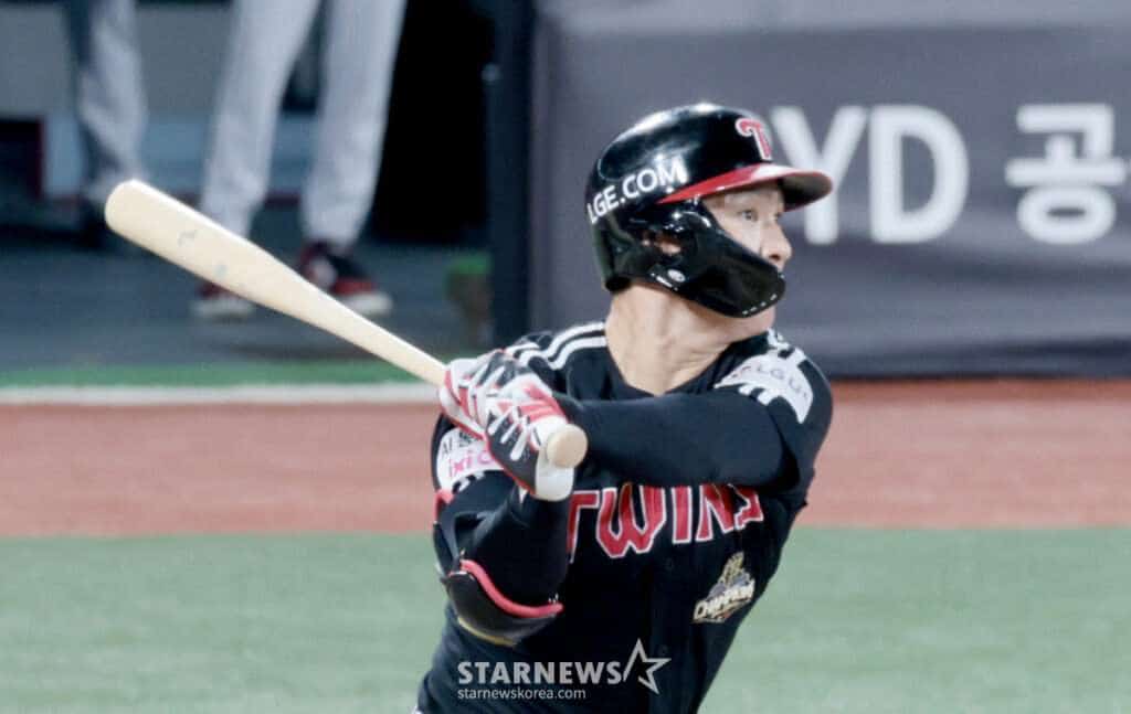 Oh Ji-hwan of the LG Twins during the September 18, 2026 KBO game against the KT Wiz