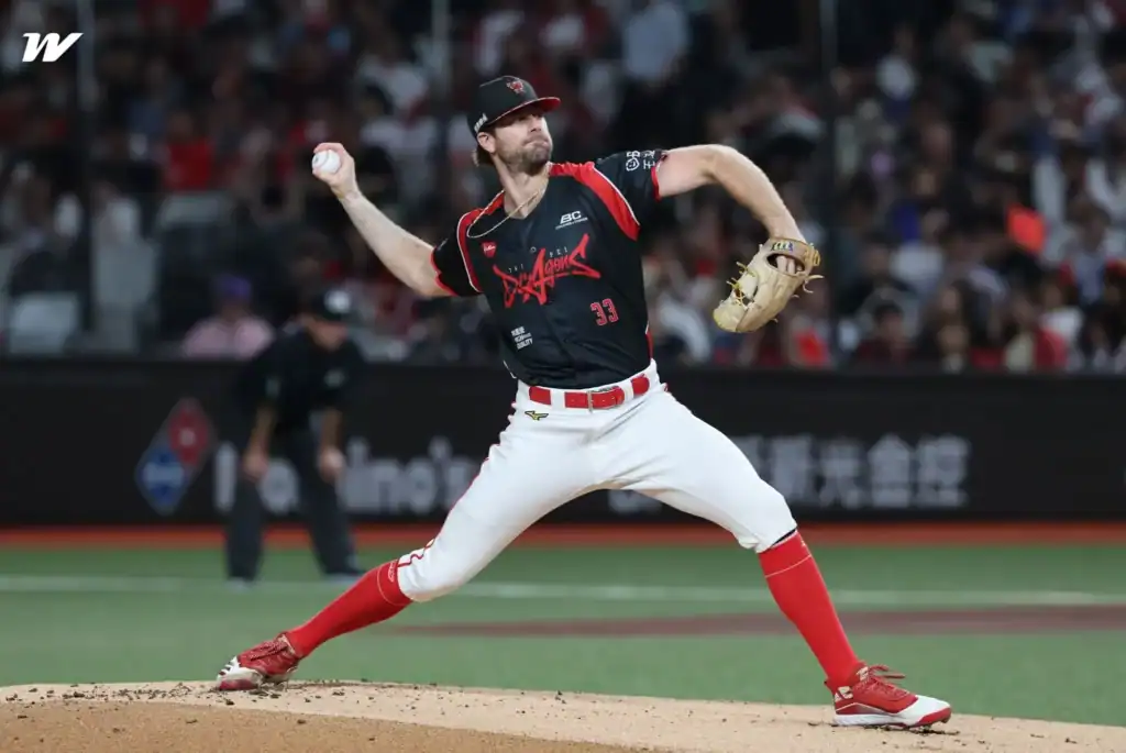 John Gant pitches for the Taipei Wei Chuan Dragons during the 2026 CPBL season