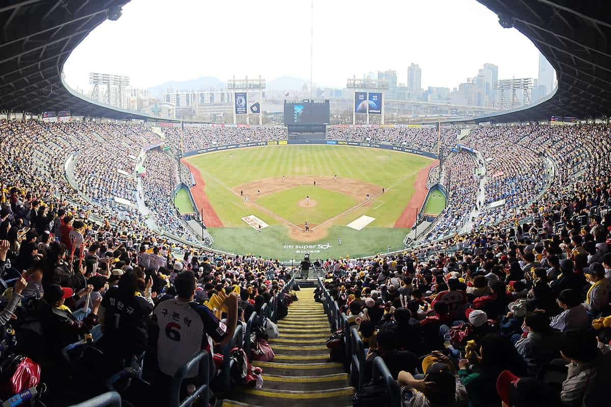 A sold-out KBO League game between the KT Wiz and LG Twins at Jamsil Baseball Stadium in March 2026