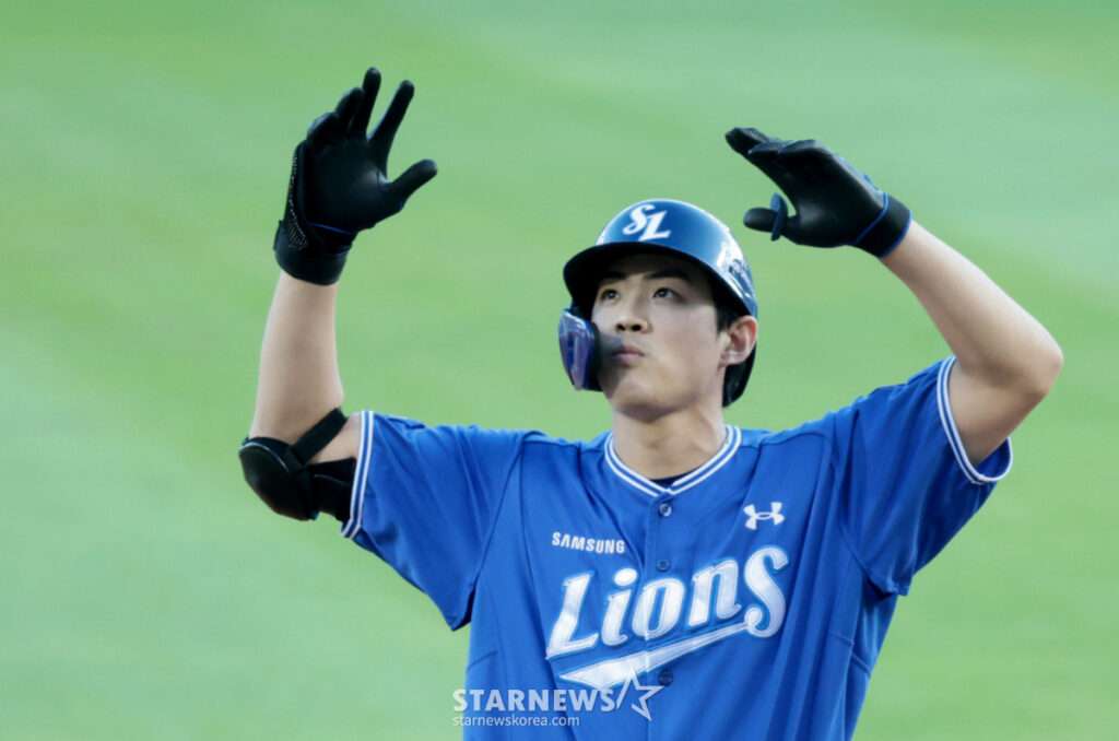 Samsung Lions captain Koo Ja-wook celebrates a hit against the LG Twins during the 2026 KBO season