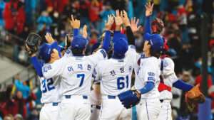 Samsung Lions players celebrate their 8-3 victory over the KIA Tigers in KBO playoff Game 2 on October 27, 2026